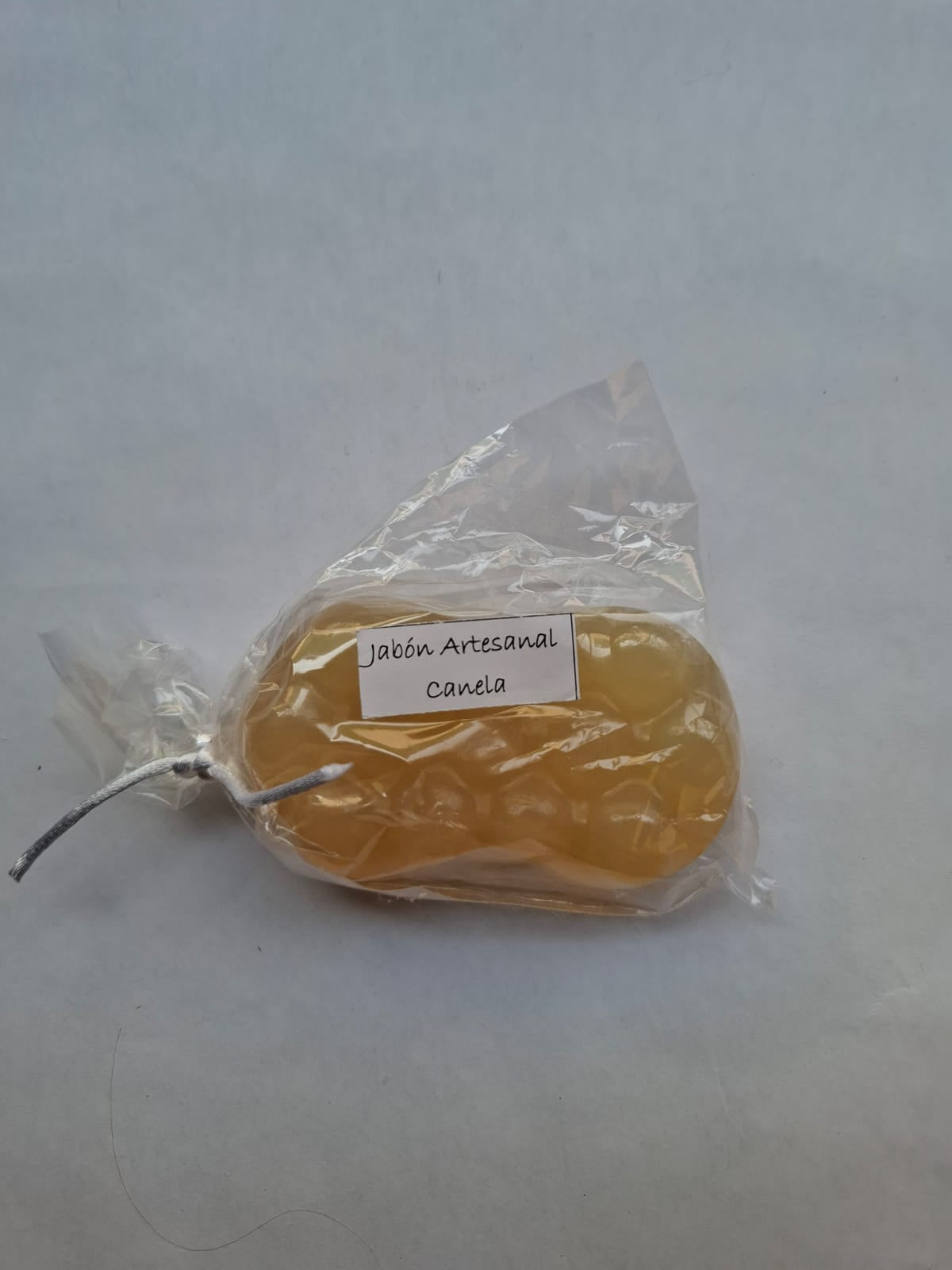 Kit Spa en Casa: 3 Turbantes Absorbentes + Jabón Artesanal Exfoliante y Aromático ✨